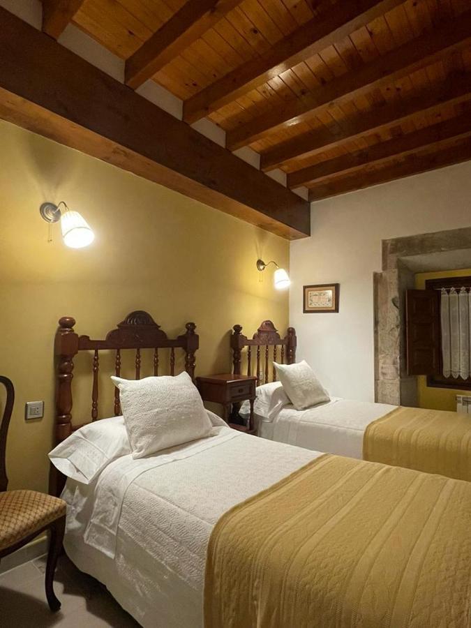 Casa Rural El Torrejon Arenas De Cabrales Exterior foto